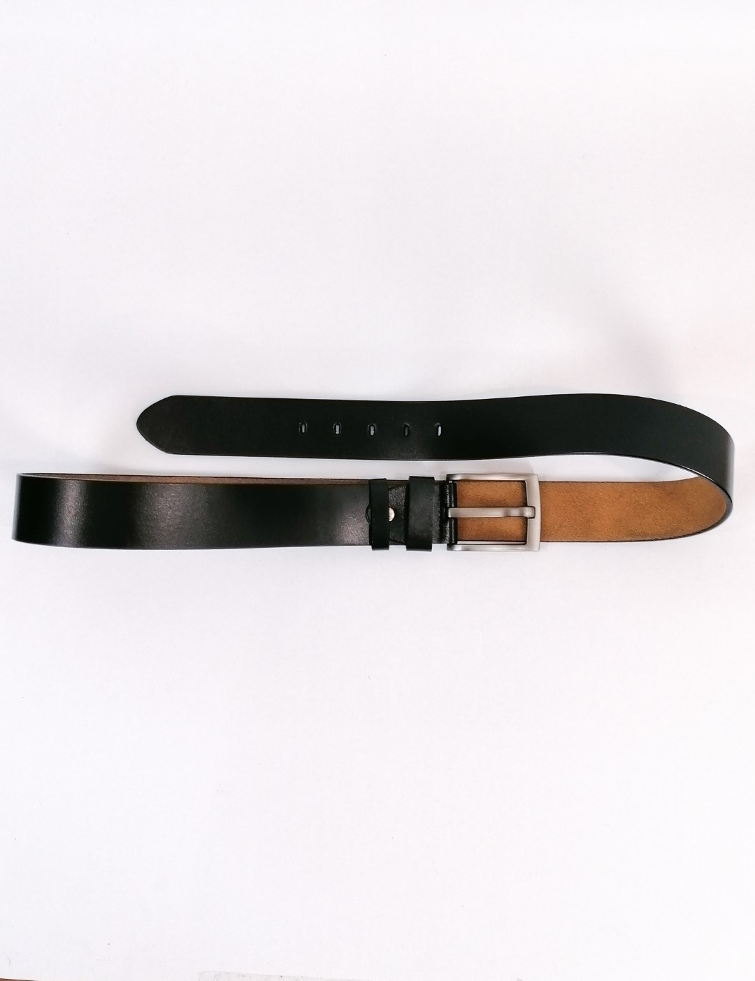 Ανδρική μαύρη ζώνη δερμάτινη 250440 φωτογραφία